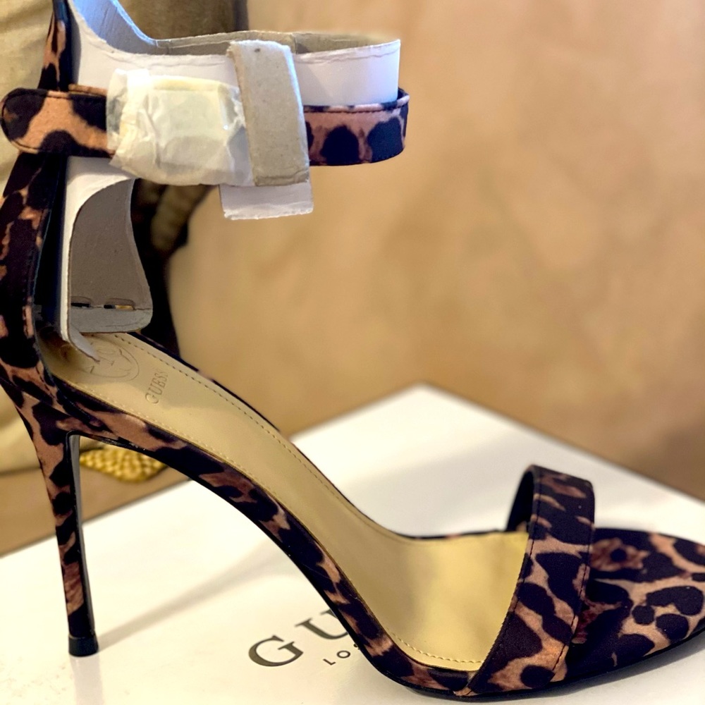 Guess Leopard print heels Brand New
